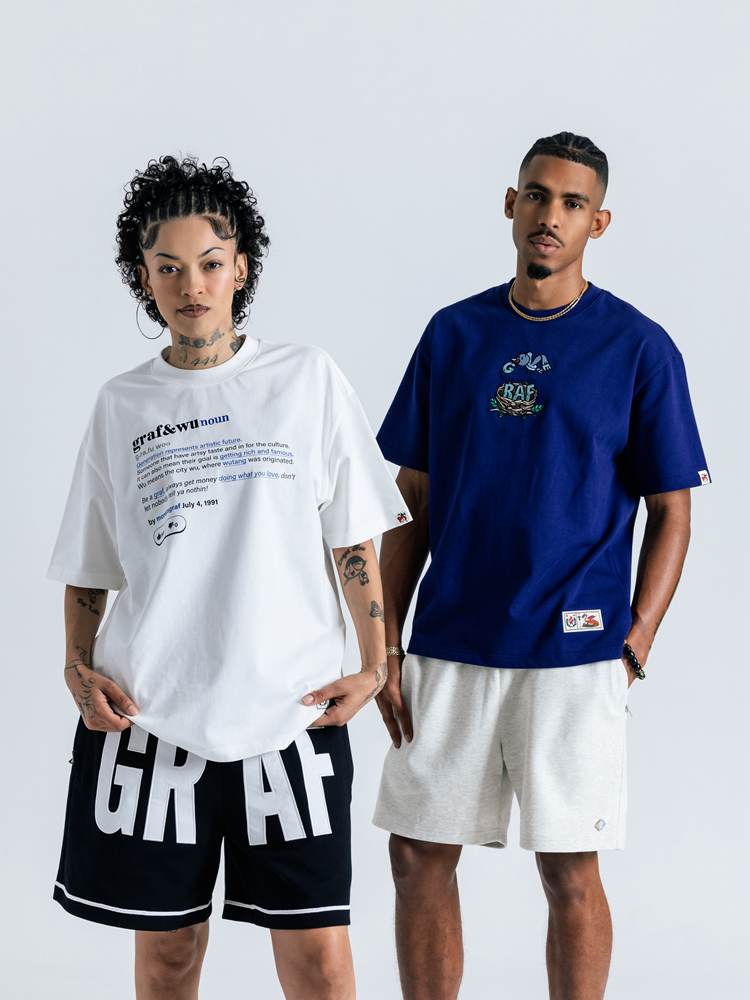 GRAFWU Little Blue Bird Holding G T-Shirts