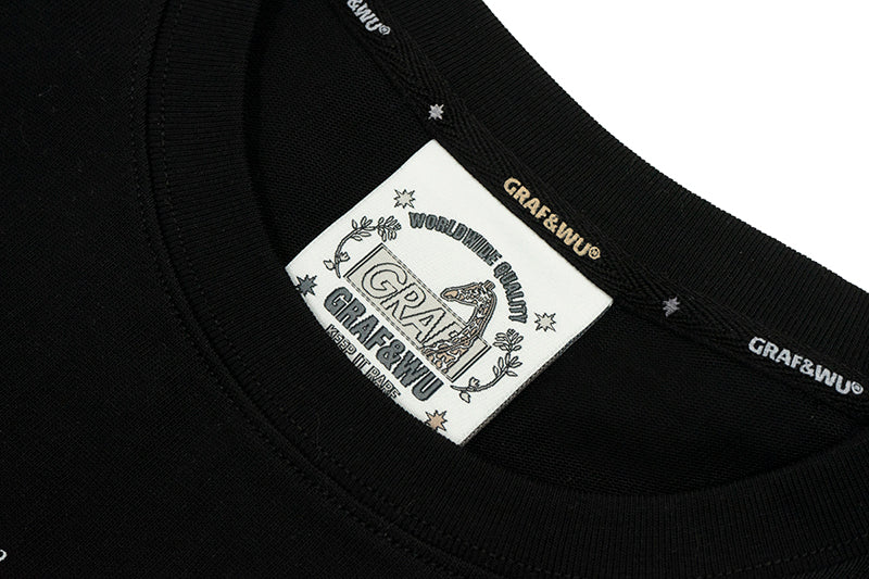 GRAFWU Giraffe In The Black Room Poem T-Shirts