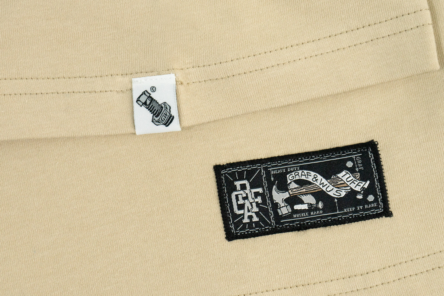 GRAF&WU Stylish Arabic Letter Design Pattern Cozy T-shirt
