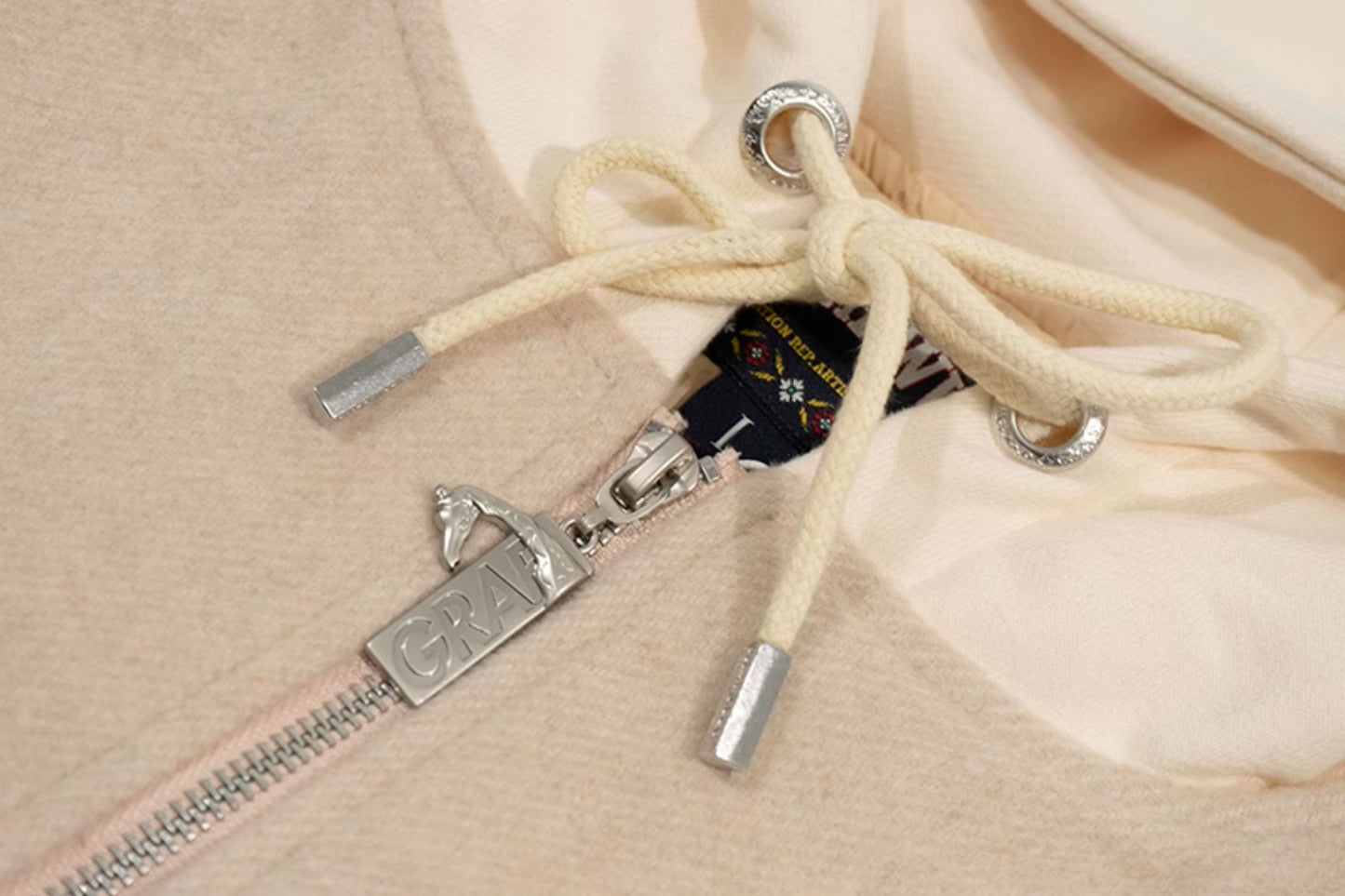 GRAF&WU Solid Wool Hooded Thickened Jacket