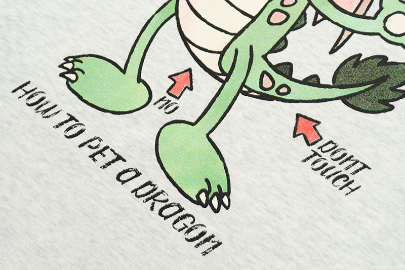 GRAF&WU Touch A Green Dragon Guide Fun T-Shirts