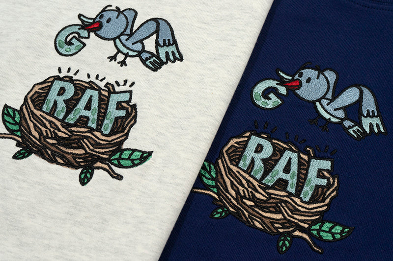 GRAFWU Little Blue Bird Holding G T-Shirts