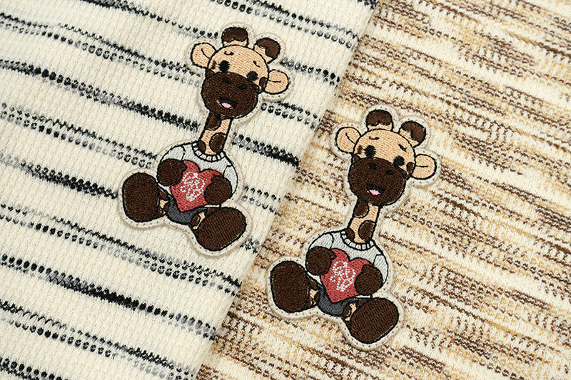 GRAFWU Giraffe Doll Holding Love Embroidered Stripes T-shirts