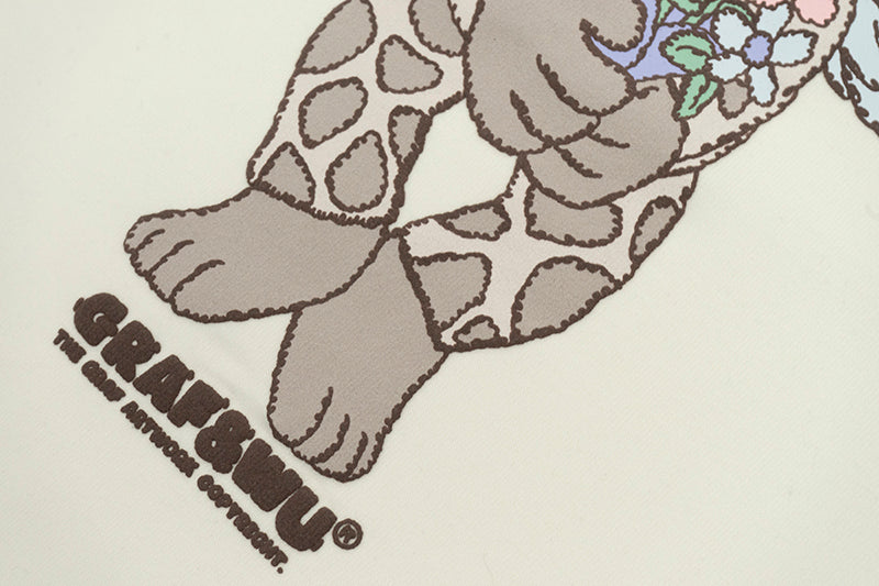 GRAFWU Plush Giraffe Pattern T-Shirts