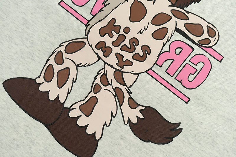 GRAFWU Kiss My Pink Letter Giraffe T-Shirts
