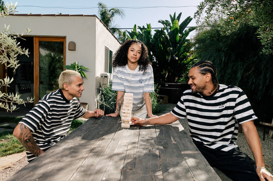 “GRAF&WU Striped Tees: Summer Style Made Easy”