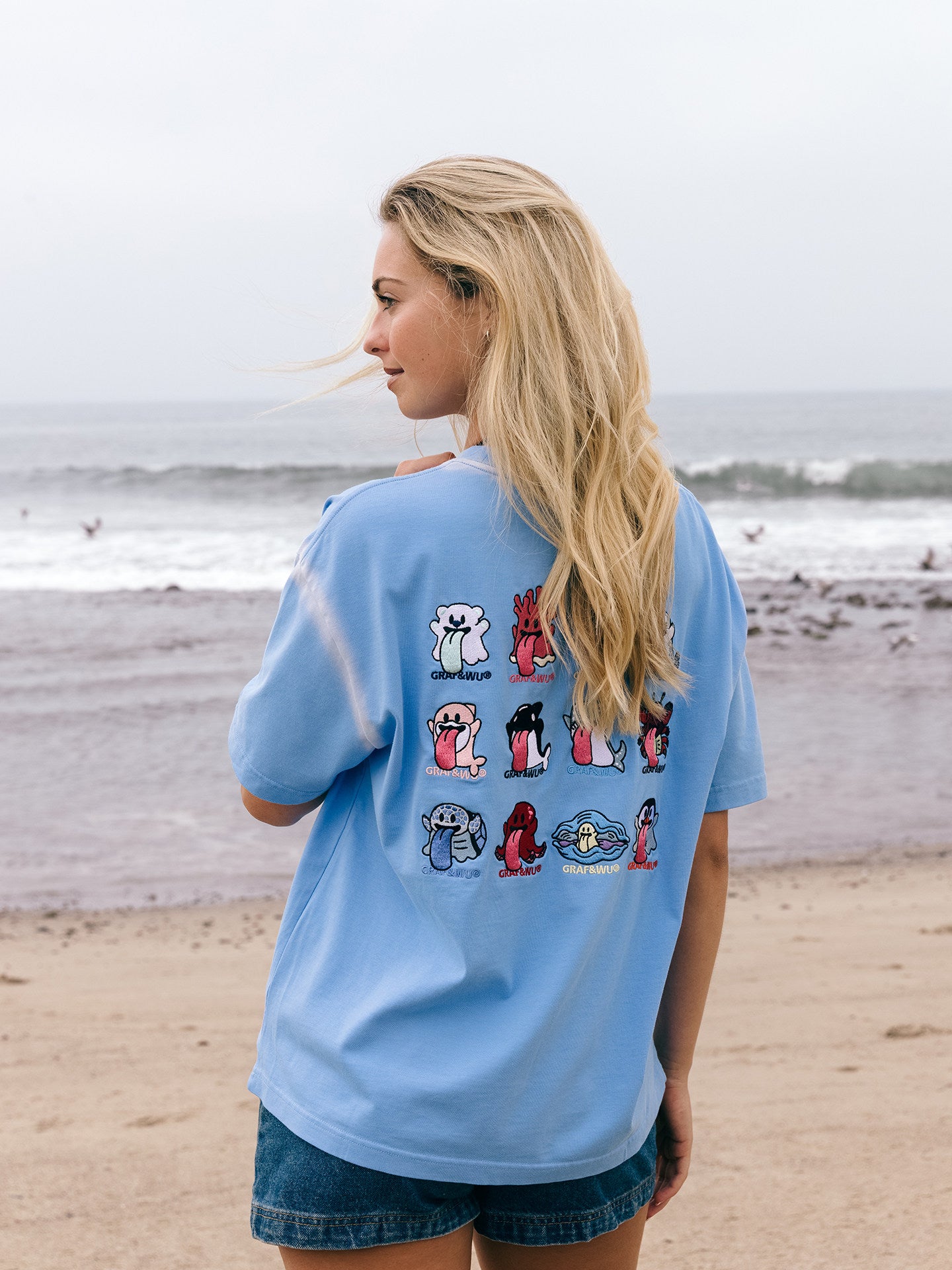 GRAF&WU 12 Ocean Cute Ghost Character Embroidered T-Shirts