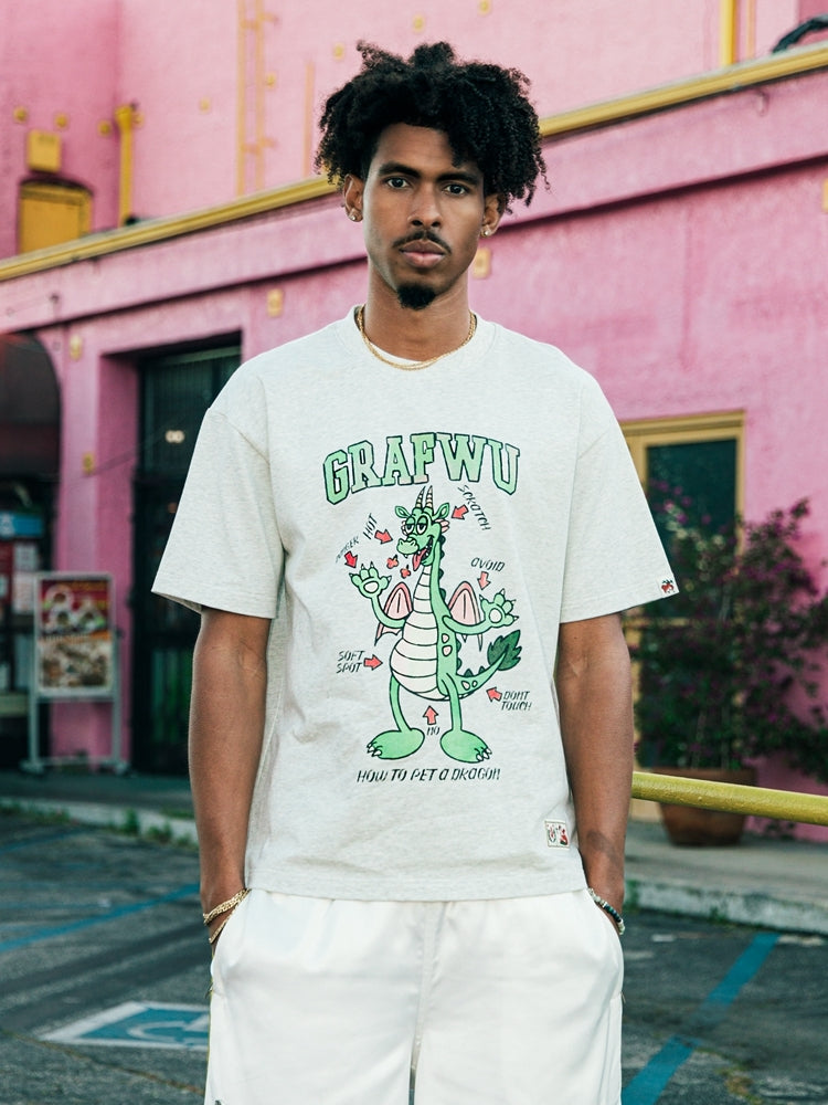 GRAF&WU Touch A Green Dragon Guide Fun T-Shirts