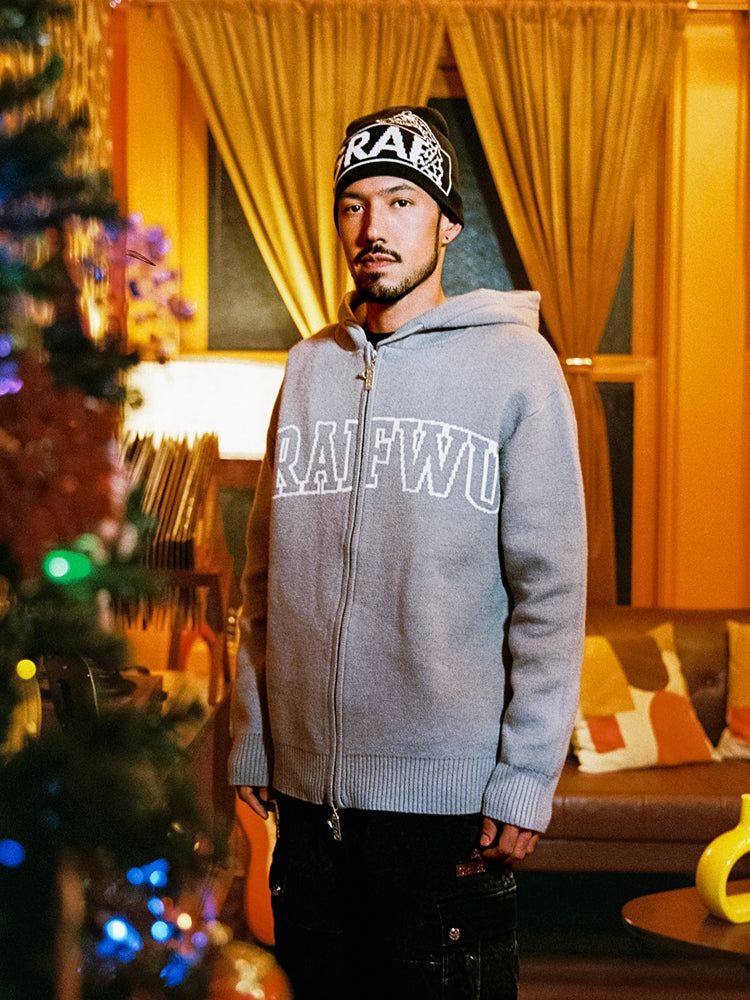 GRAF&WU Soft Knitted Warm Letter Thick Zip-up Sweater
