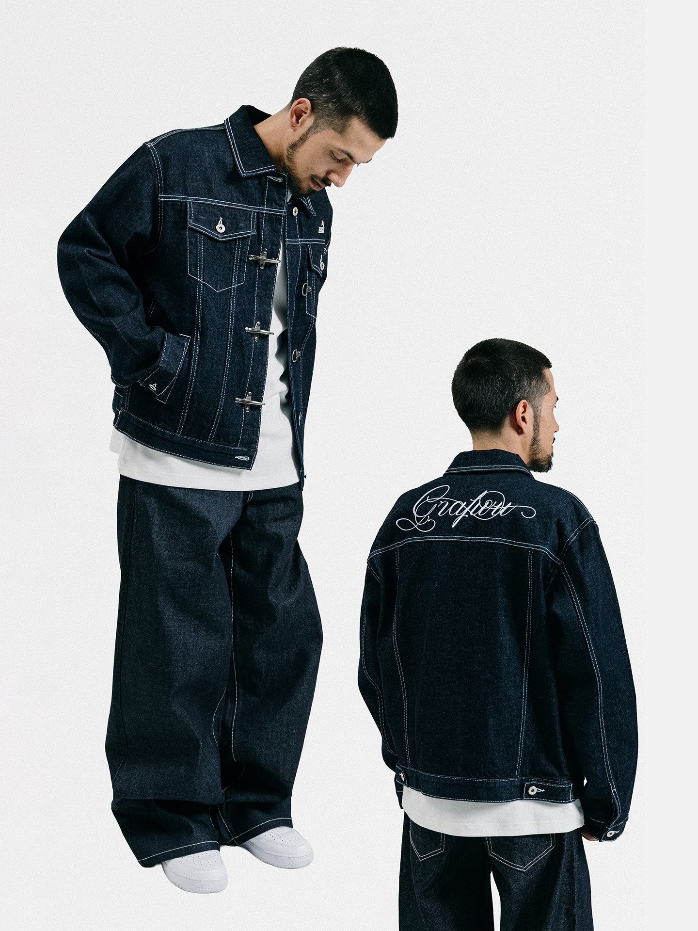 GRAF&WU Letter Embroidery Fashion Lobster Button Design Casual Jacket