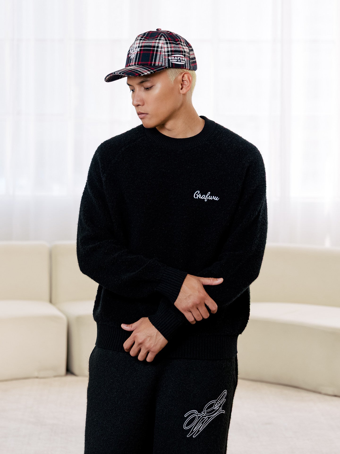 GRAF&WU Cashmere Knitted Soft Crew Neck Thick Sweater