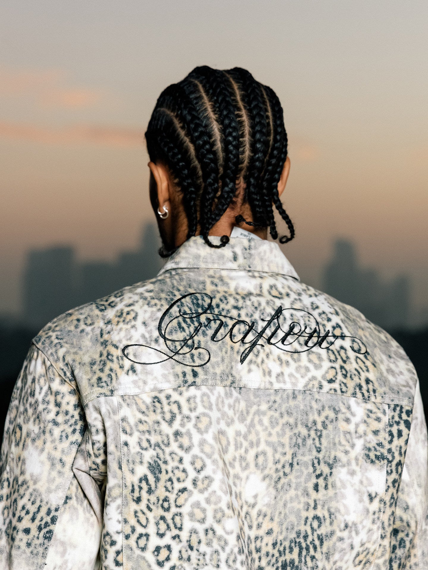 GRAF&WU Snow Leopard Print Fashion Jacket