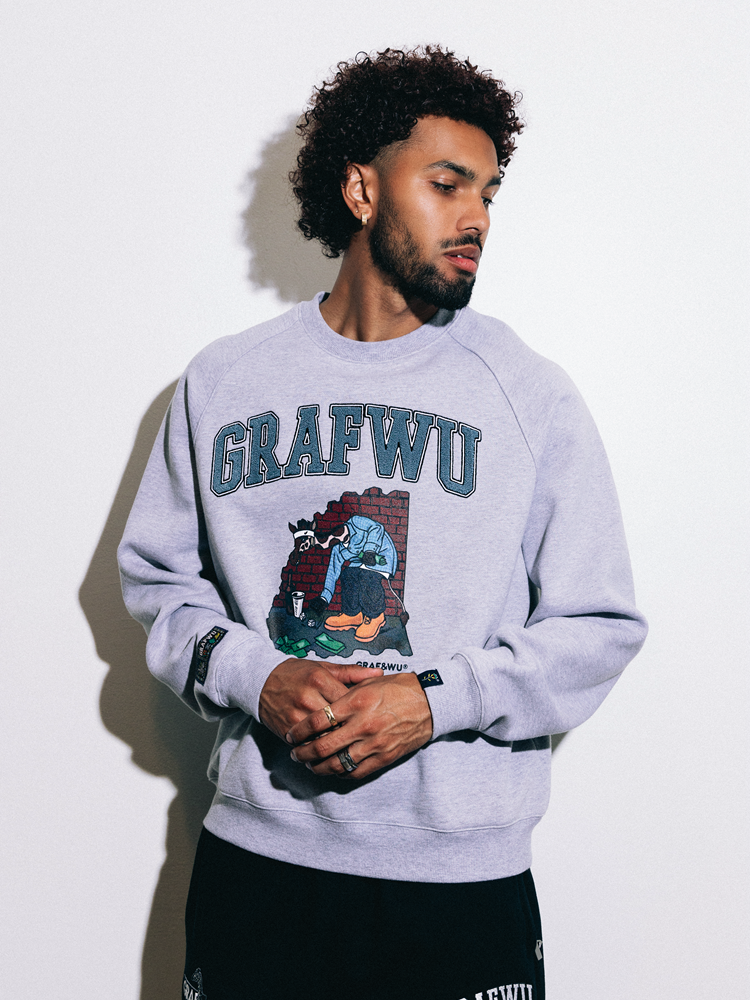 GRAF&WU Street Activity Giraffe Retro Thin Fleece Crewneck Sweatshirt