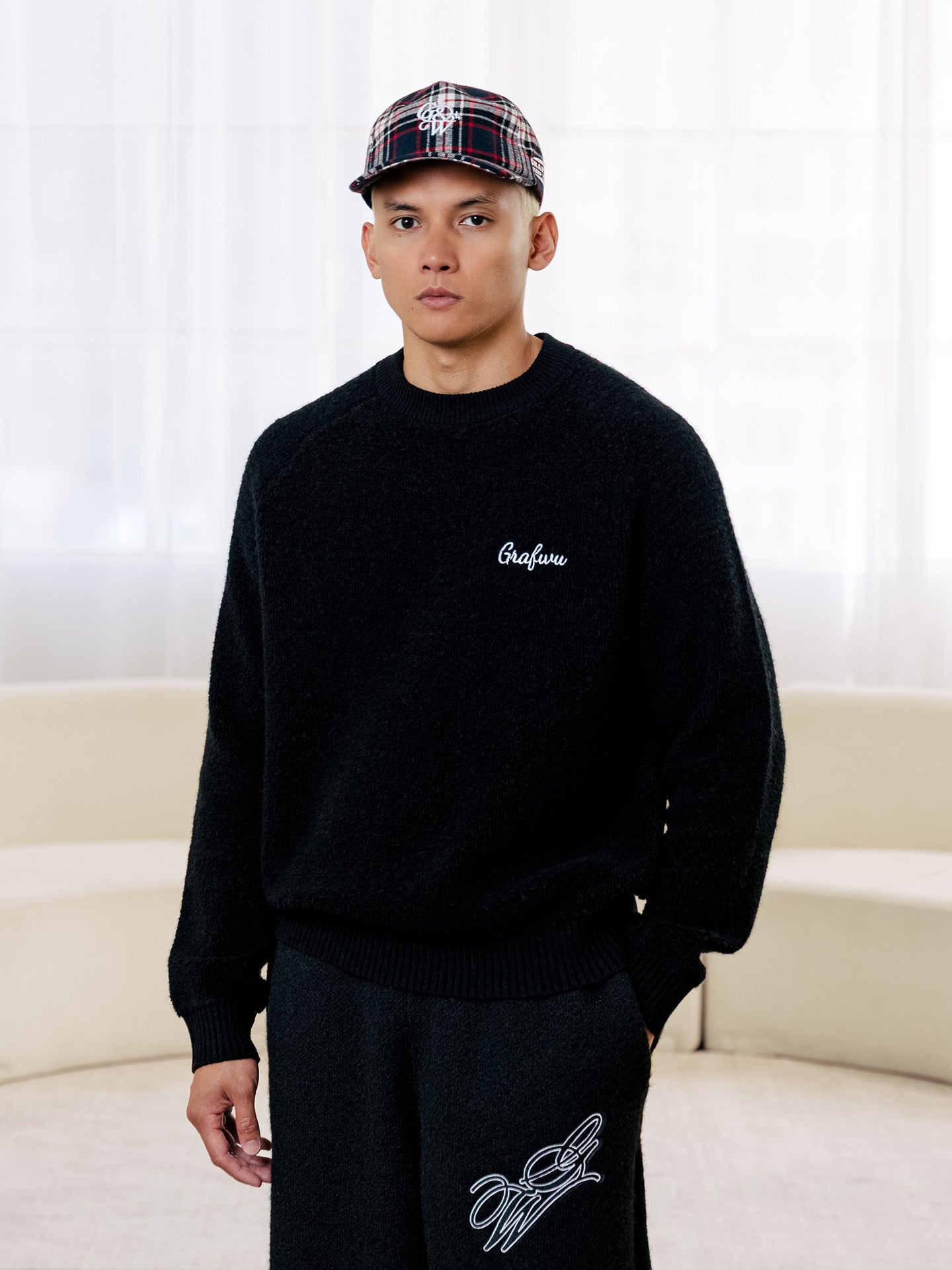 GRAF&WU Cashmere Knitted Soft Crew Neck Thick Sweater