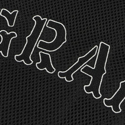 GRAF&WU Letter Embroidered Goddess Badge Warm Thick Coat