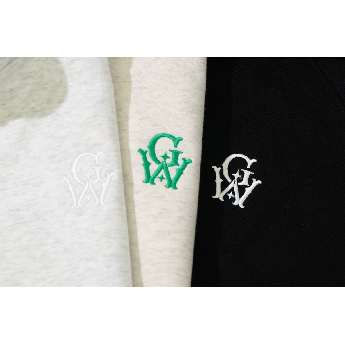 GRAF&WU Loose-Fit Embroidered Fleece Zip-Up Hoodie