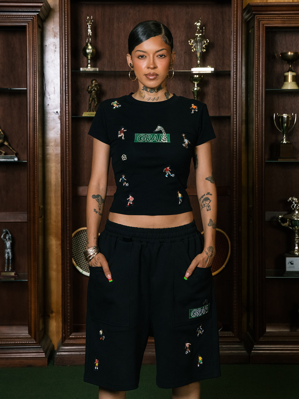 GRAF&WU Y2K Sports Giraffe Mini Embroidered Hot Girls T-Shirt