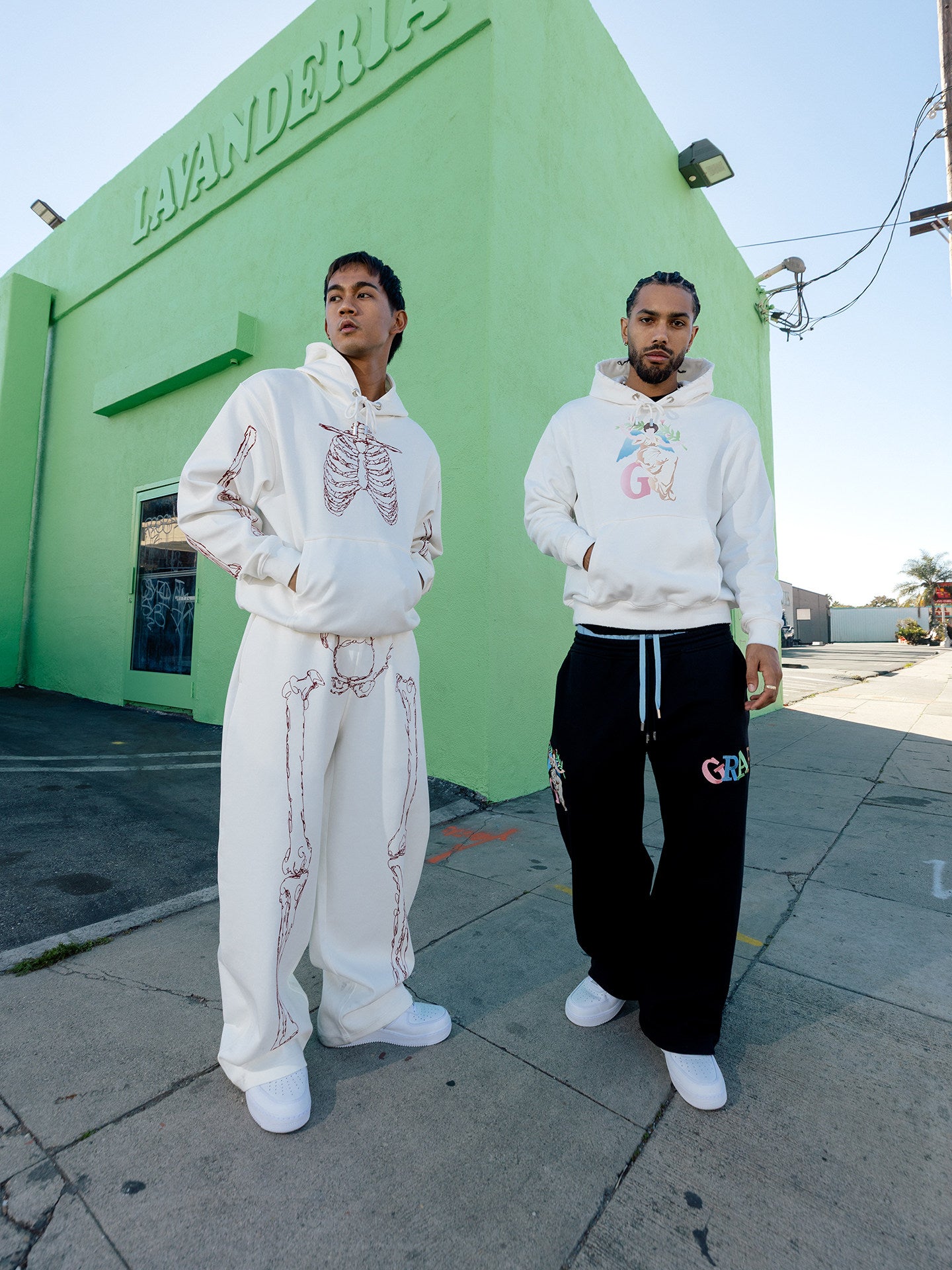GRAF&WU Colorblock Waist Lucky Goddess Embroidery Oversized Sweatpants