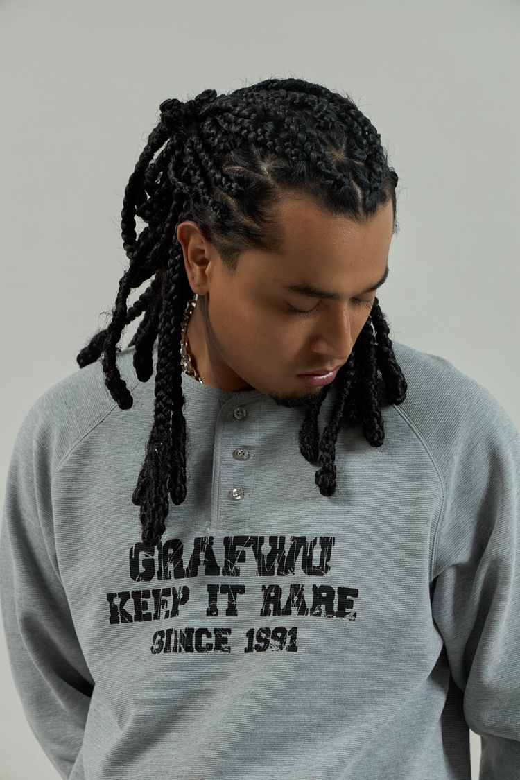 GRAF&WU Vintage Letter Cotton Henley Collar Long-sleeve Shirt