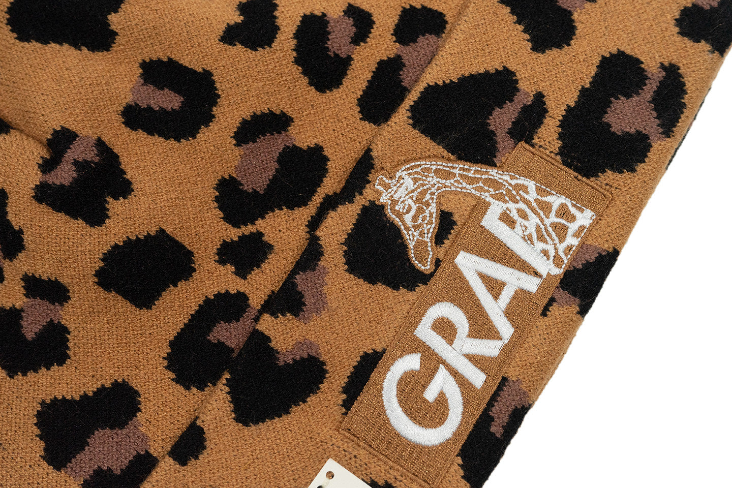GRAF&WU Animal Print Giraffe Embroidery Knit Hats Fashion Leopard Beanie