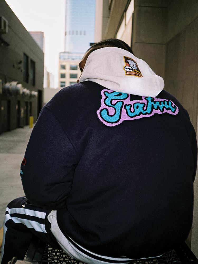 GRAF&WU Embroidered Angel Giraffe Thick Baseball Jacket