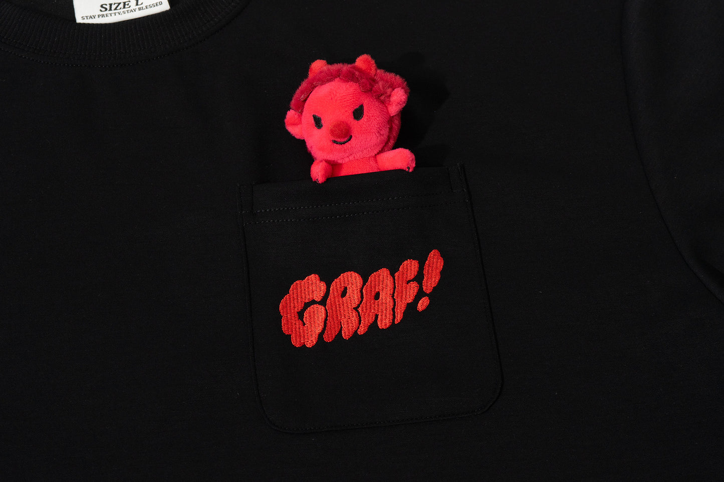 GRAF&WU Pocket Plush Doll Giraffe Angel Cute Ghost Characters Design T-Shirt