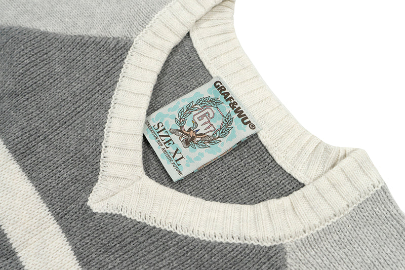 GRAF&WU Christmas V-Neck Knitted Pullover Sweater - Festive Holiday Streetwear