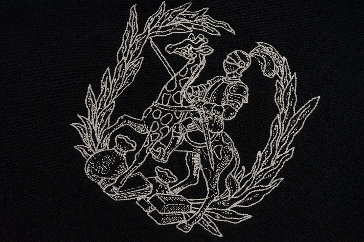 GRAF&WU No Budget Limits Streetwear Giraffe Money Graphic Hoodie