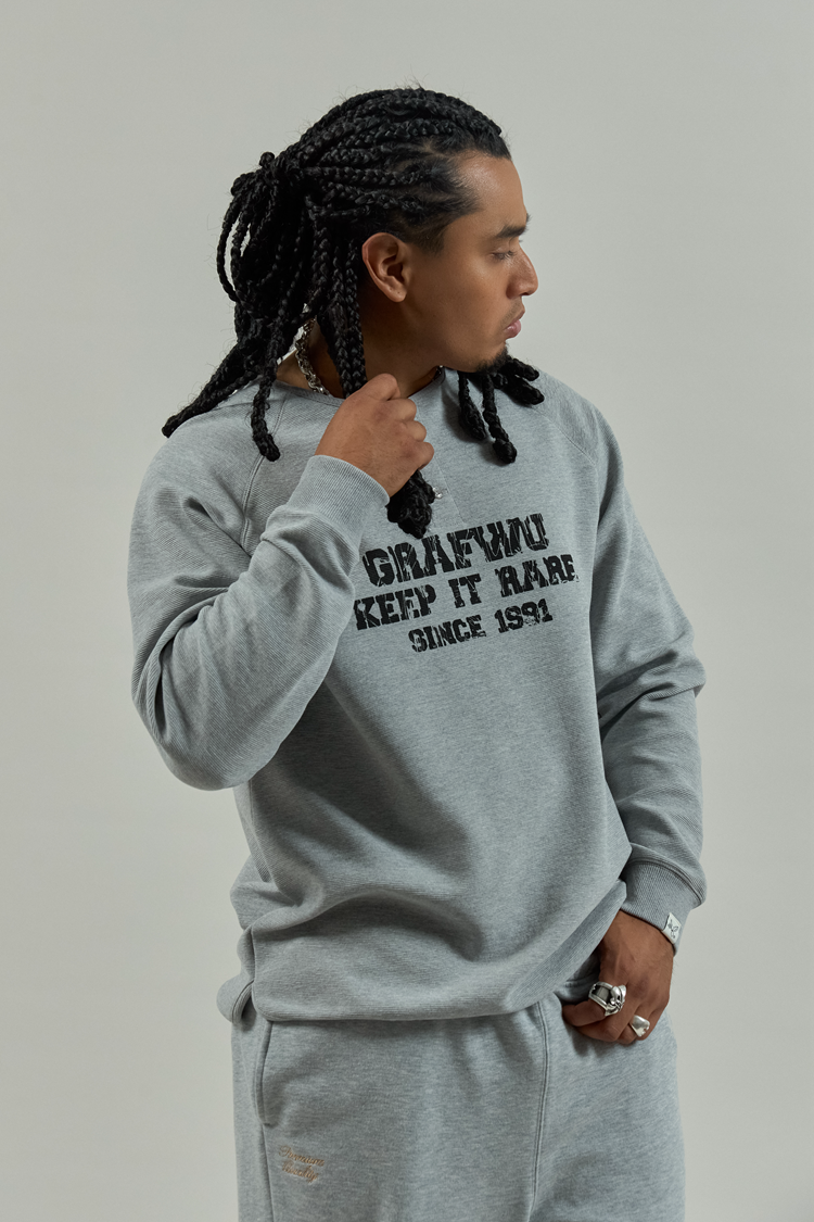 GRAF&WU Vintage Letter Cotton Henley Collar Long-sleeve Shirt