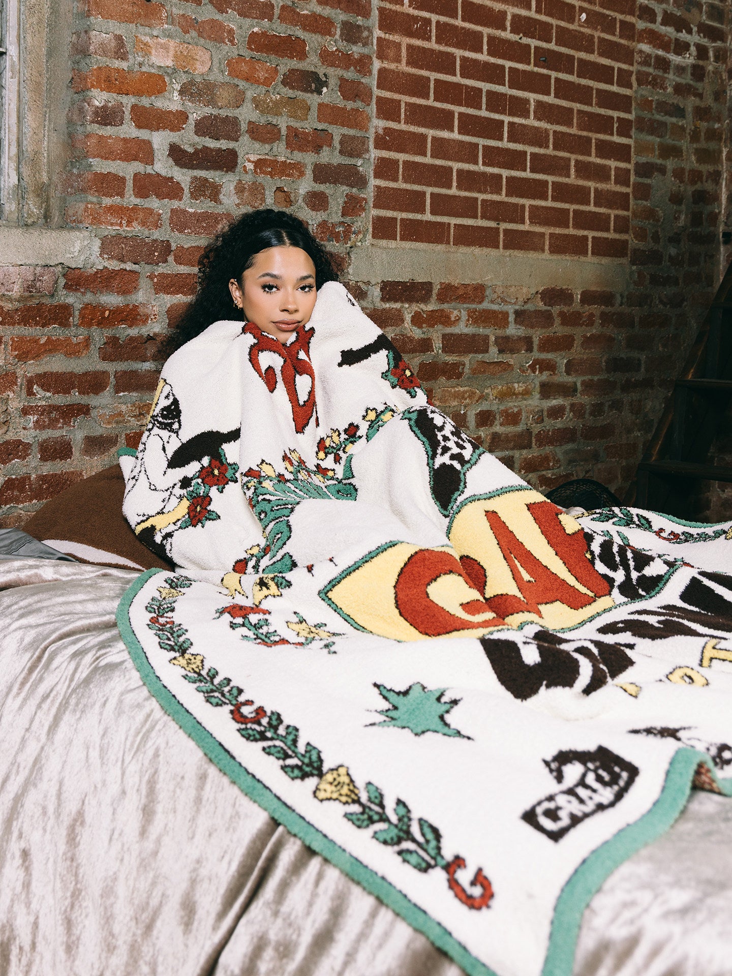 GRAF&WU Giraffe Angel Graphic Design Oversized Plush Throw Blanket | Cozy Sofa Blanket