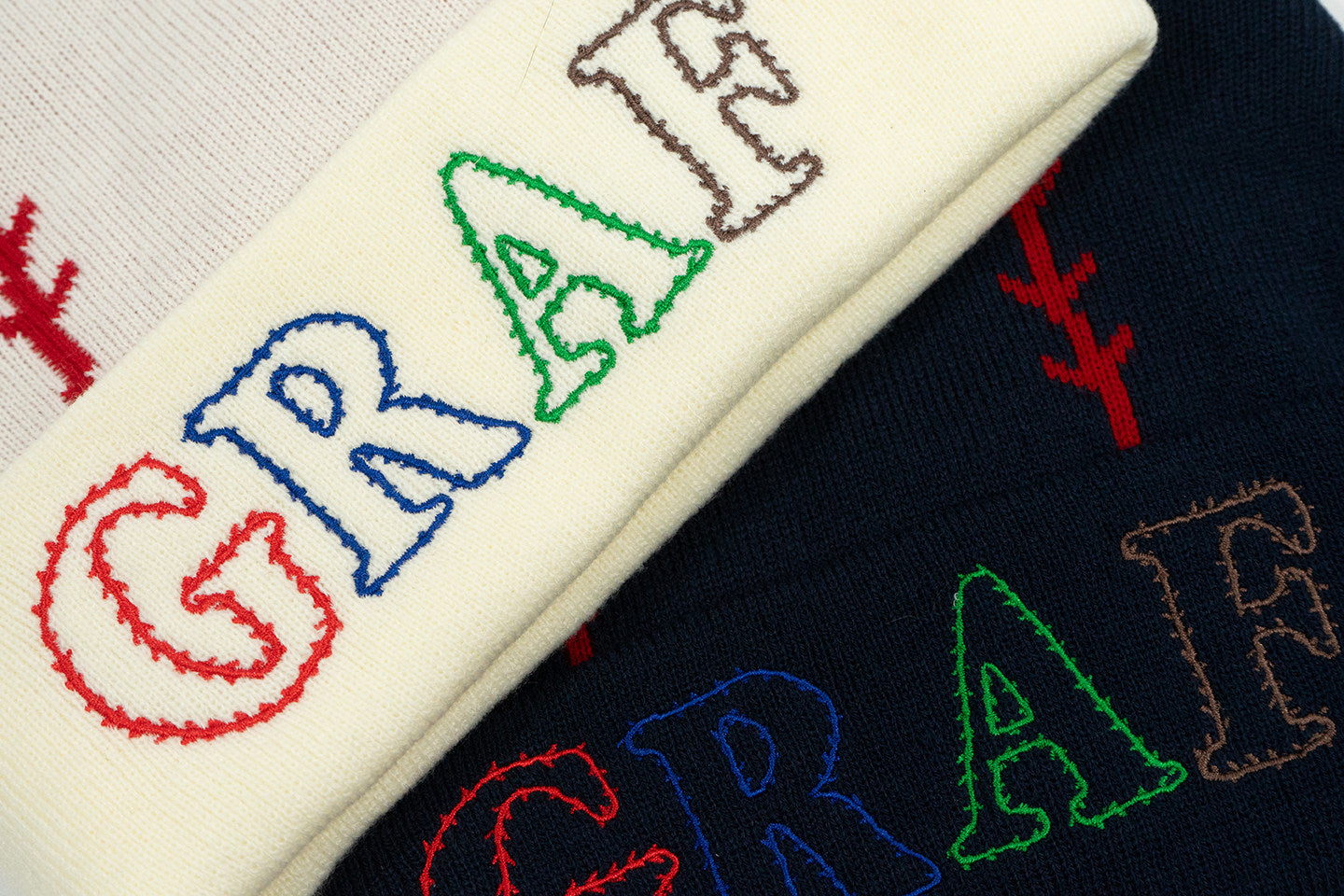 GRAF&WU Sports Baseball Style Red Stitched Design Cozy Warm Knitted Hat