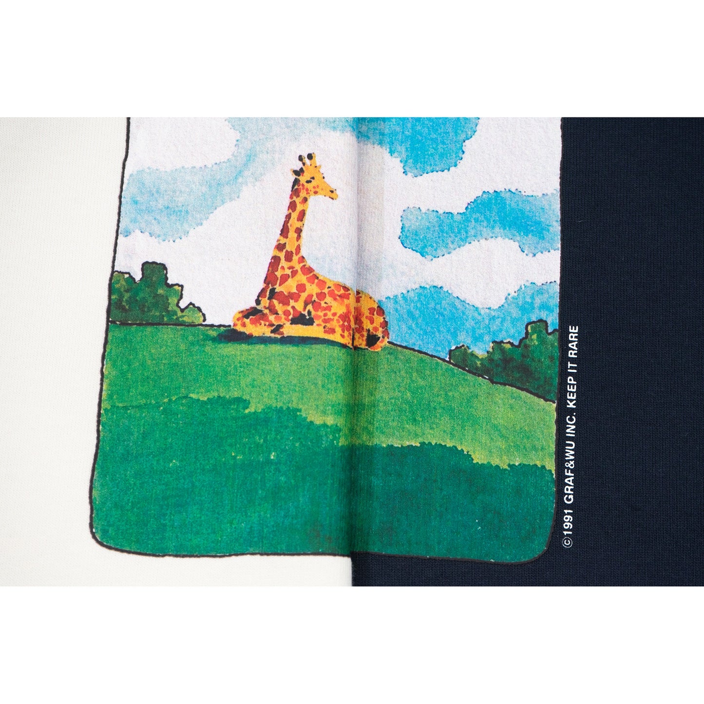 GRAF&WU Peaceful Giraffe Scenery Graphic T-shirt