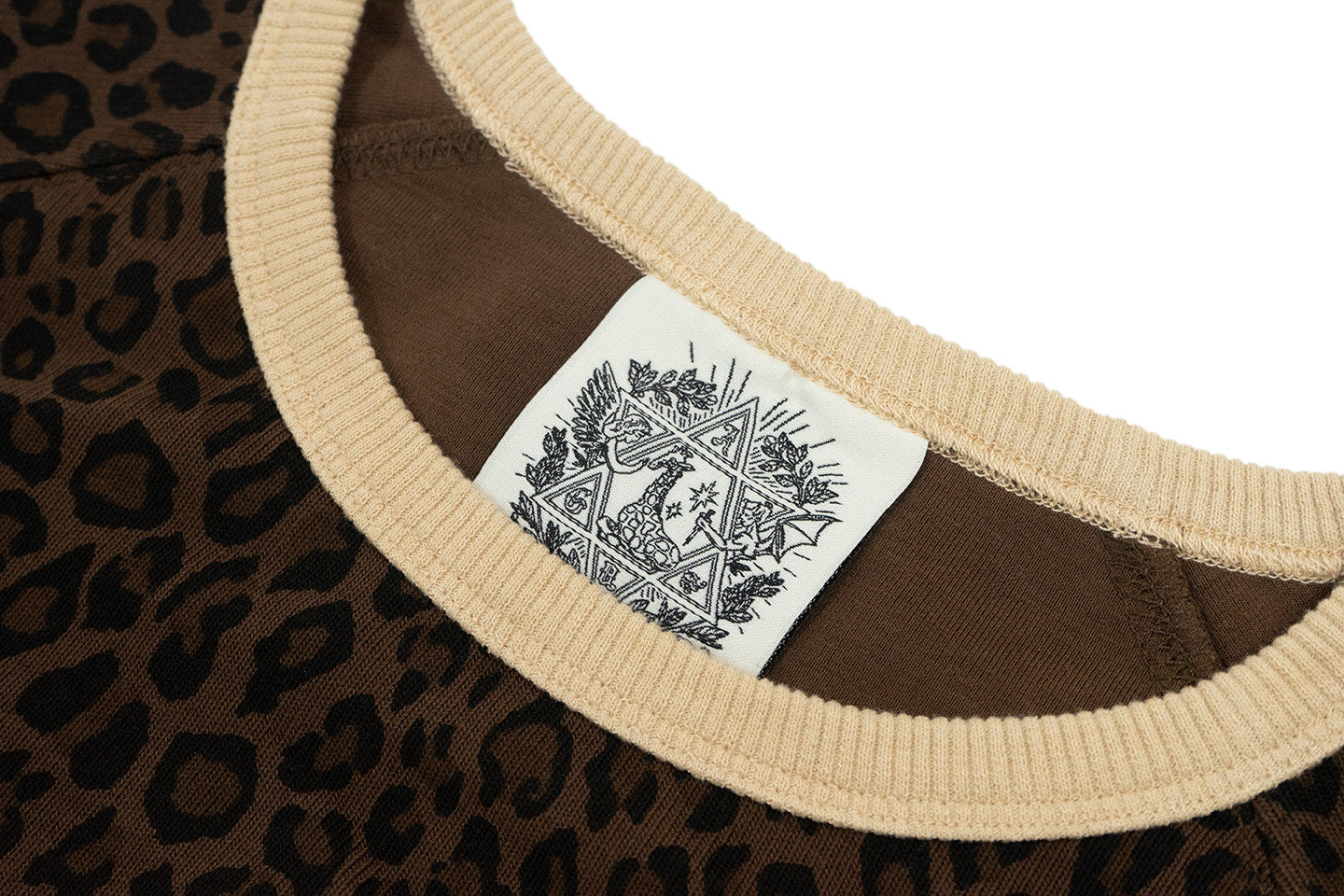 GRAF&WU Goddess Embroidered Short Leopard Long-Sleeved Sports Shirt