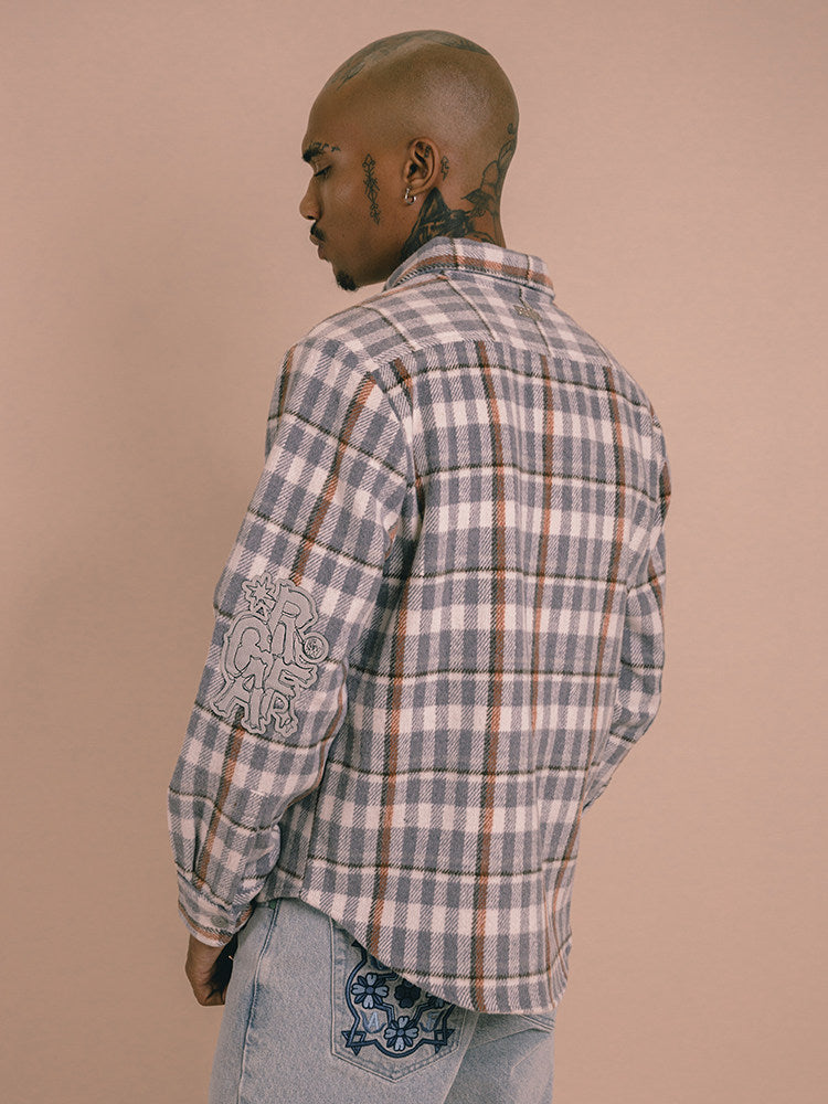 GRAF&WU Giraffe Embroidered Flannel Loose Plaid Shirt