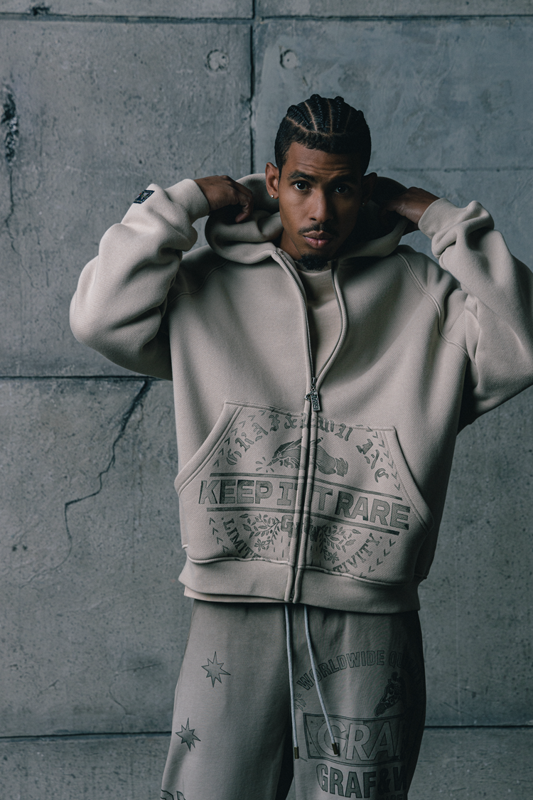 GRAF&WU Vintage AK47 Angel Barn Thick Fleece Zip-up Hoodie