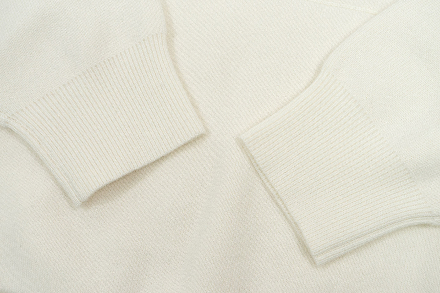 GRAF&WU Casual Quiet Luxury Cozy Knit Hoodie