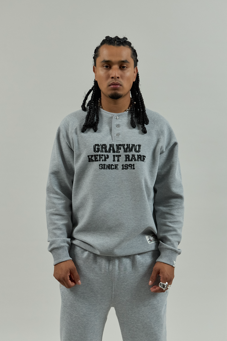 GRAF&WU Vintage Letter Cotton Henley Collar Long-sleeve Shirt