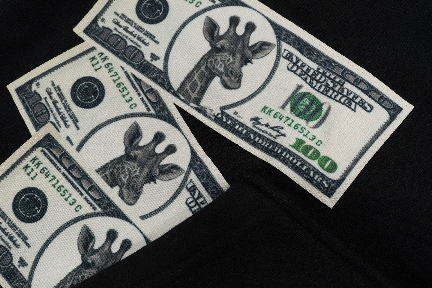 GRAF&WU No Budget Limits Streetwear Giraffe Money Graphic Hoodie