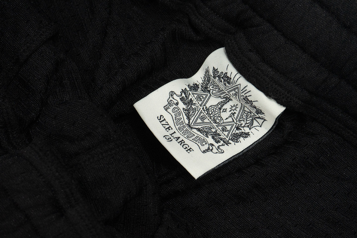 GRAF&WU Giraffe Badge Print Double-layered Mesh Cozy Pants