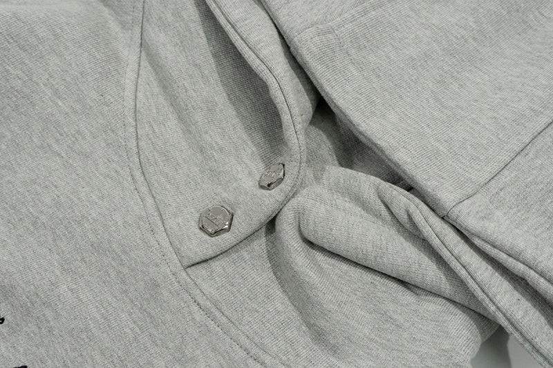 GRAF&WU Heartbreak Giraffe Embroidered Thick Hoodie