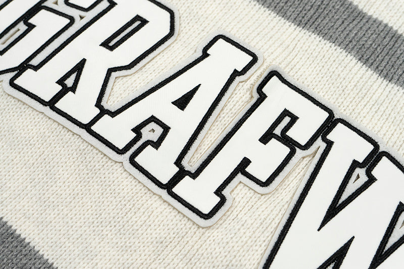 GRAF&WU Christmas V-Neck Knitted Pullover Sweater - Festive Holiday Streetwear