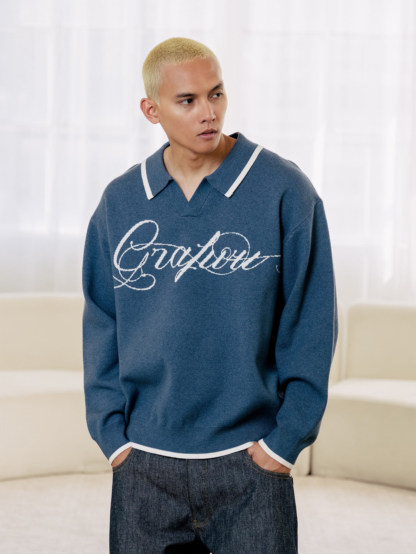 GRAF&WU Brand Letter Design Polo Collar Cozy Sweater