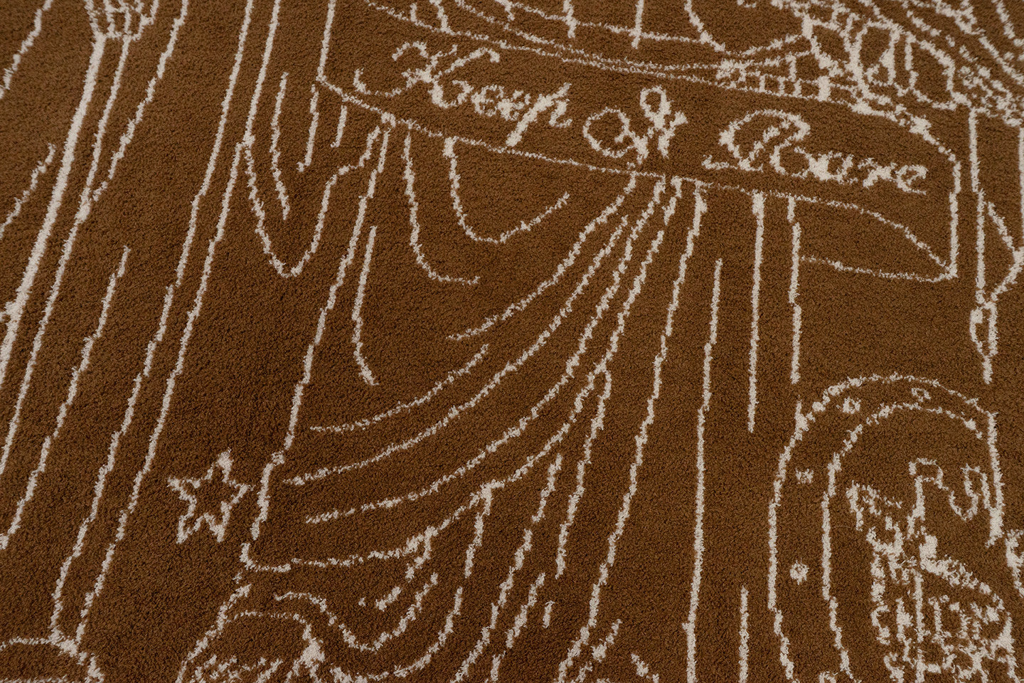 GRAFWU Victory Wealth Luck 3 Goddesses Plush Throw Blanket | Cozy Sofa Blanket for Home Decor