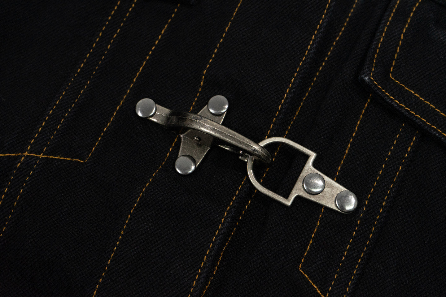 GRAF&WU Letter Embroidery Fashion Lobster Button Design Casual Jacket