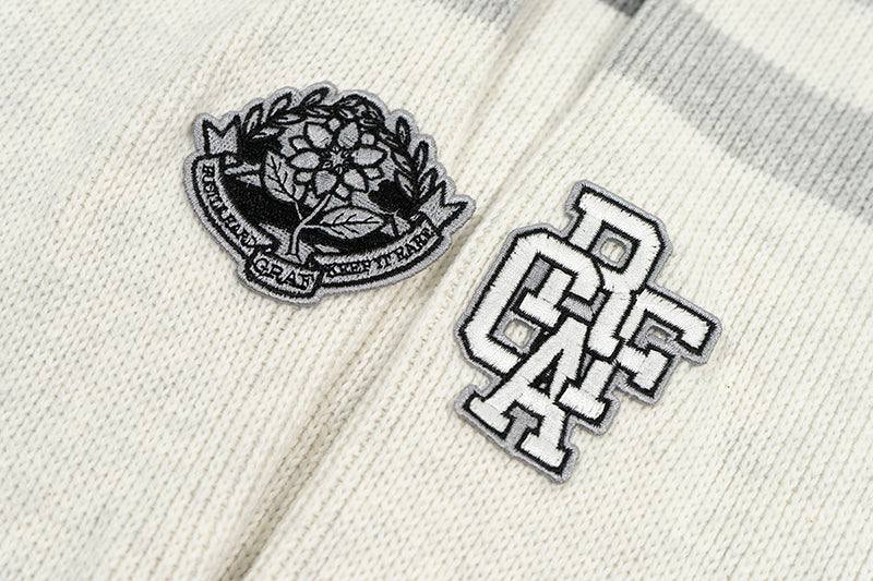 GRAF&WU Christmas V-Neck Knitted Pullover Sweater - Festive Holiday Streetwear