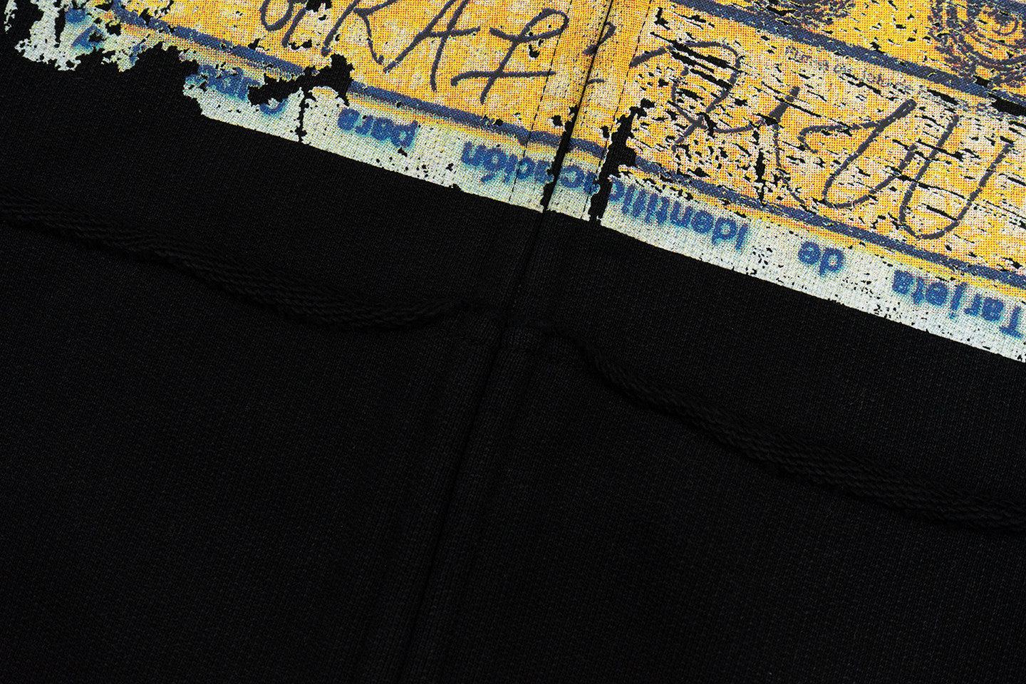 GRAF&WU Tribute Old Dreads ID Giraffe Themed Frayed Vintage Hoodie