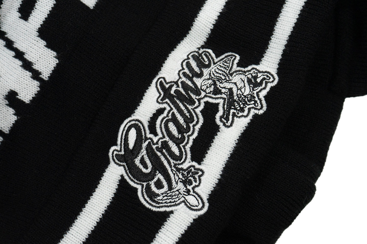 GRAF&WU AK47 Angel Badge Embroidered Pilot Earflap Knitted Hat