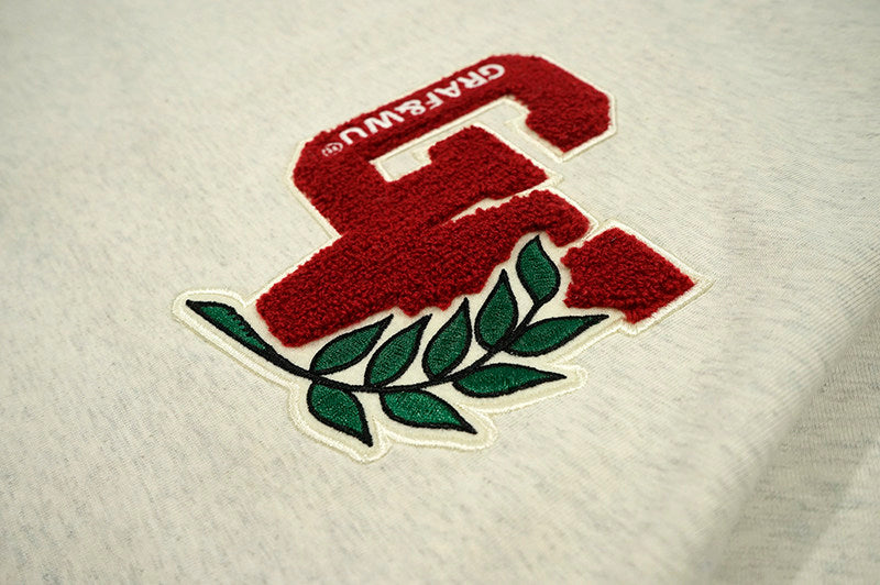 GRAF&WU Giraffe University Knowledge Power Embroidered Badge Cotton T-shirt