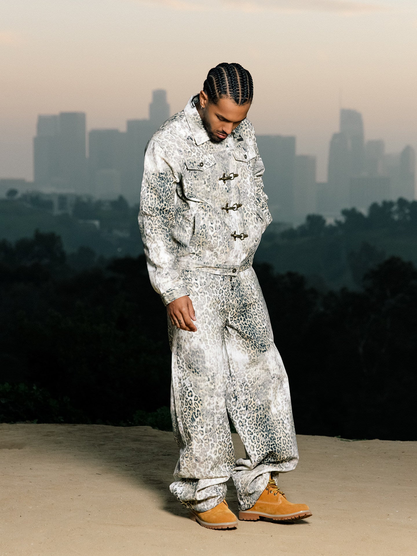 GRAF&WU Snow Leopard Print Fashion Jacket