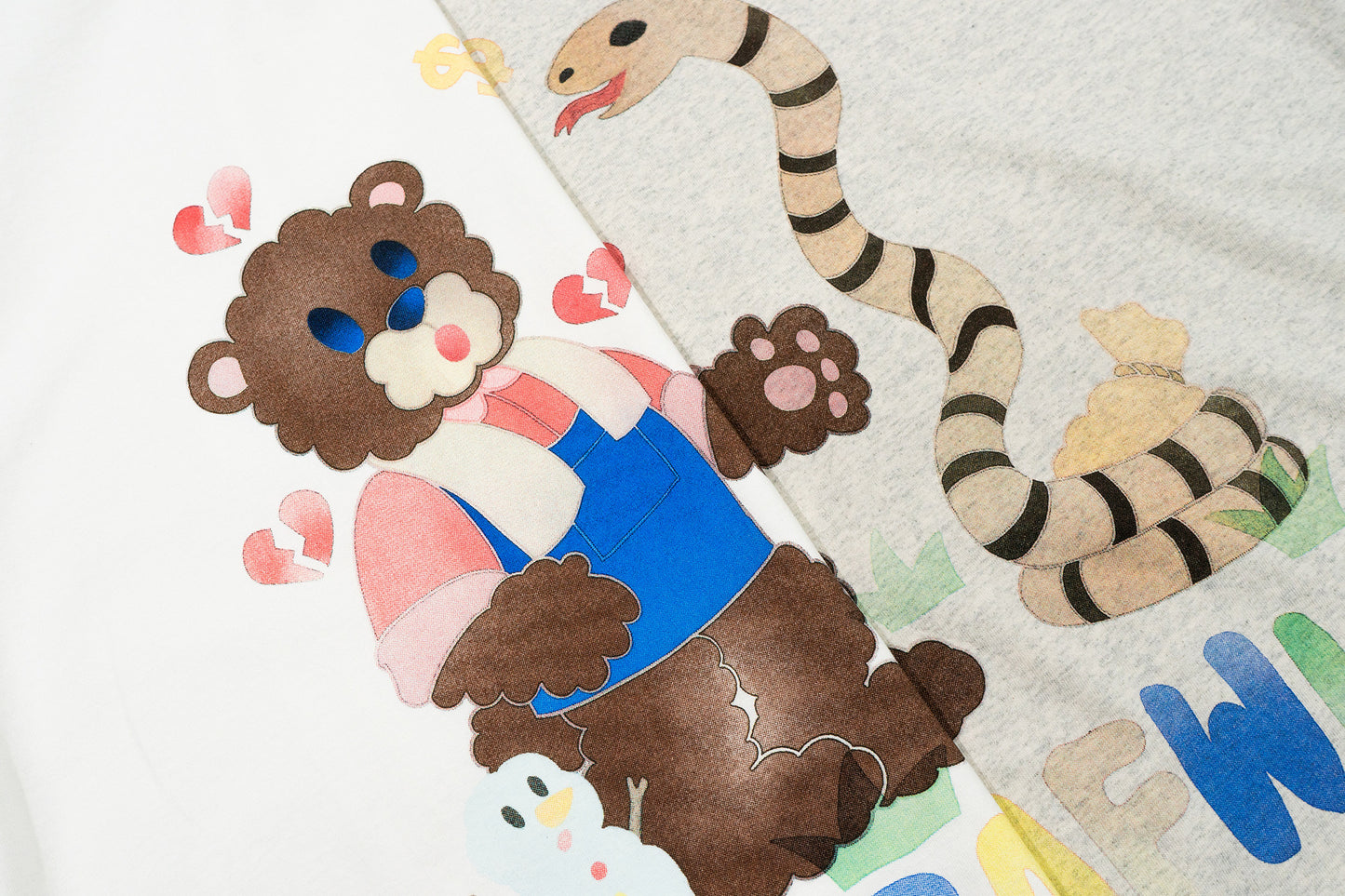 GRAF&WU【Giraffe Fable】Farmer Bear and Snake Streetwear Cool Touch T-Shirt